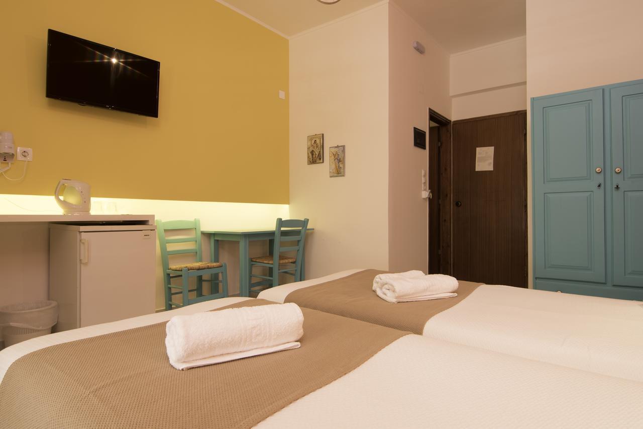 Niki Rooms Palaiochora Exteriér fotografie