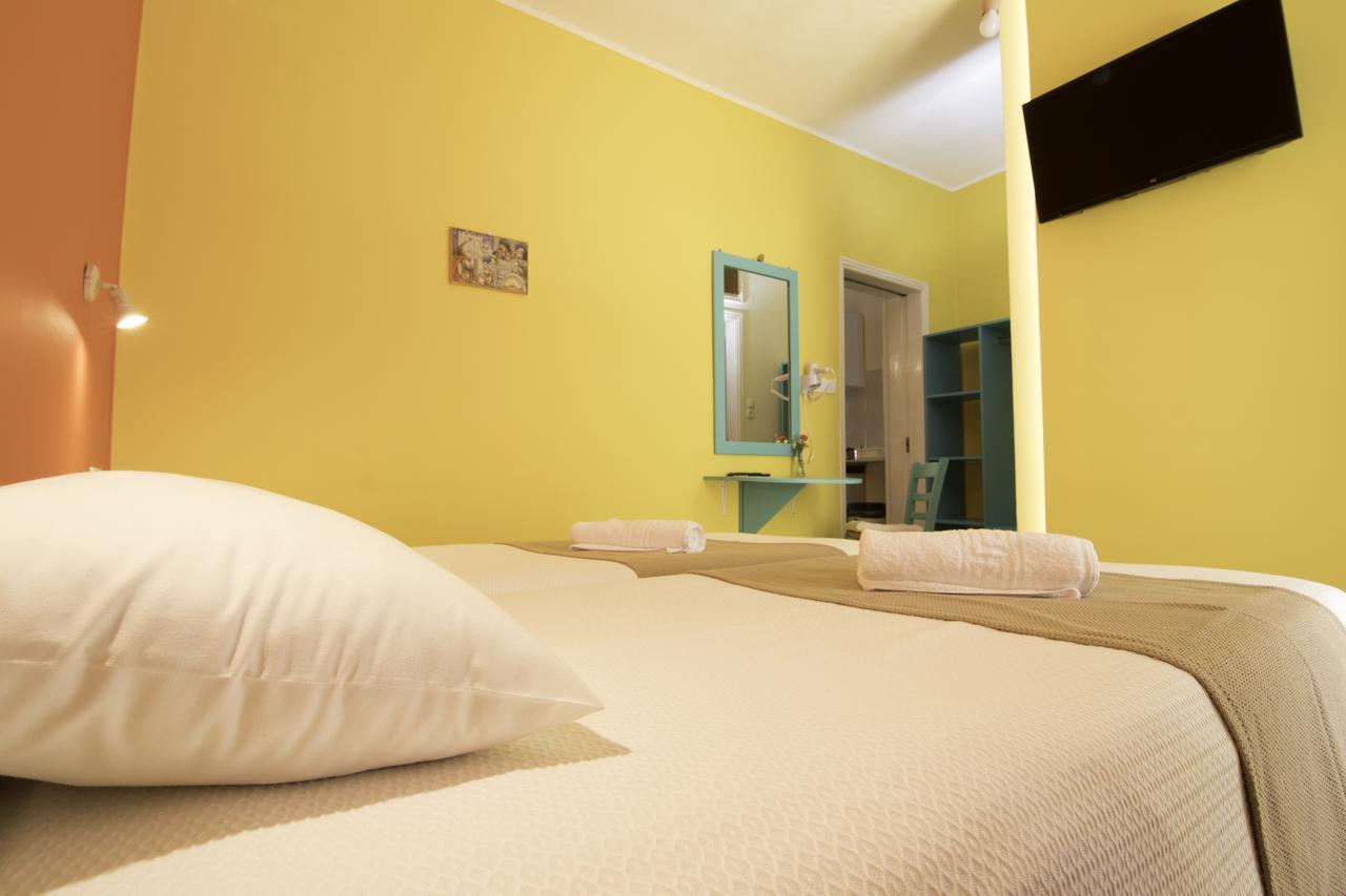 Niki Rooms Palaiochora Exteriér fotografie